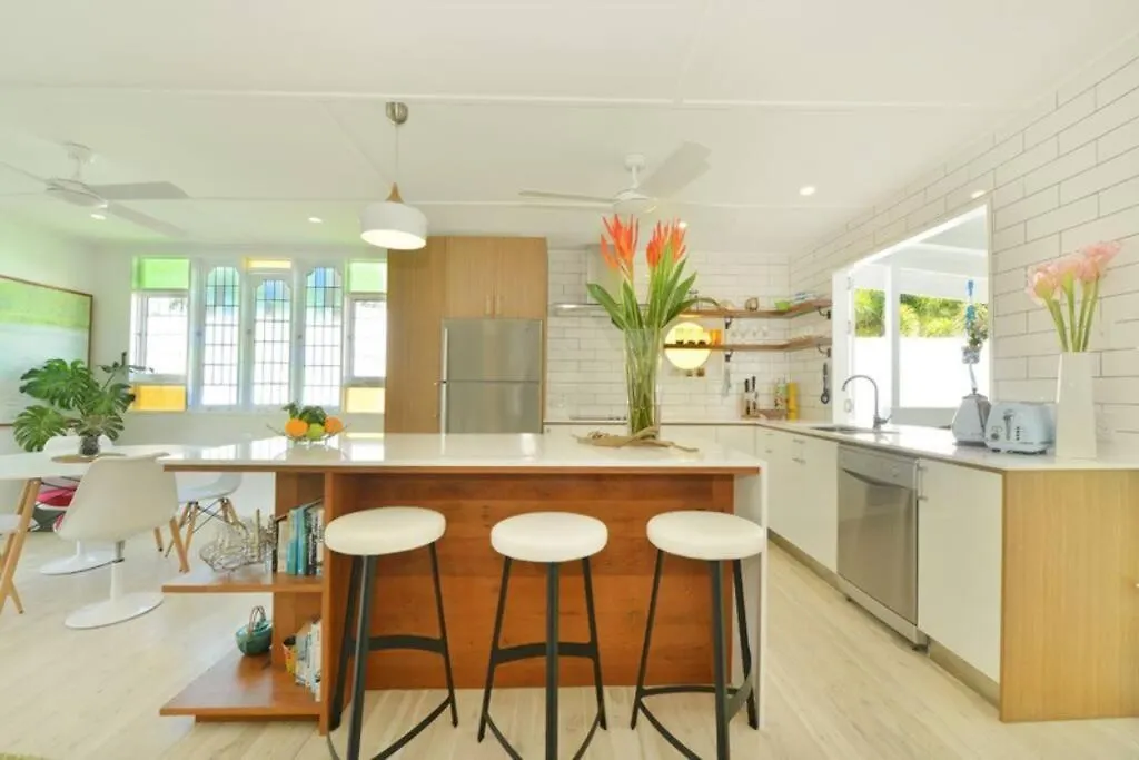 Jamaica Beach House, Port Douglas Apartment