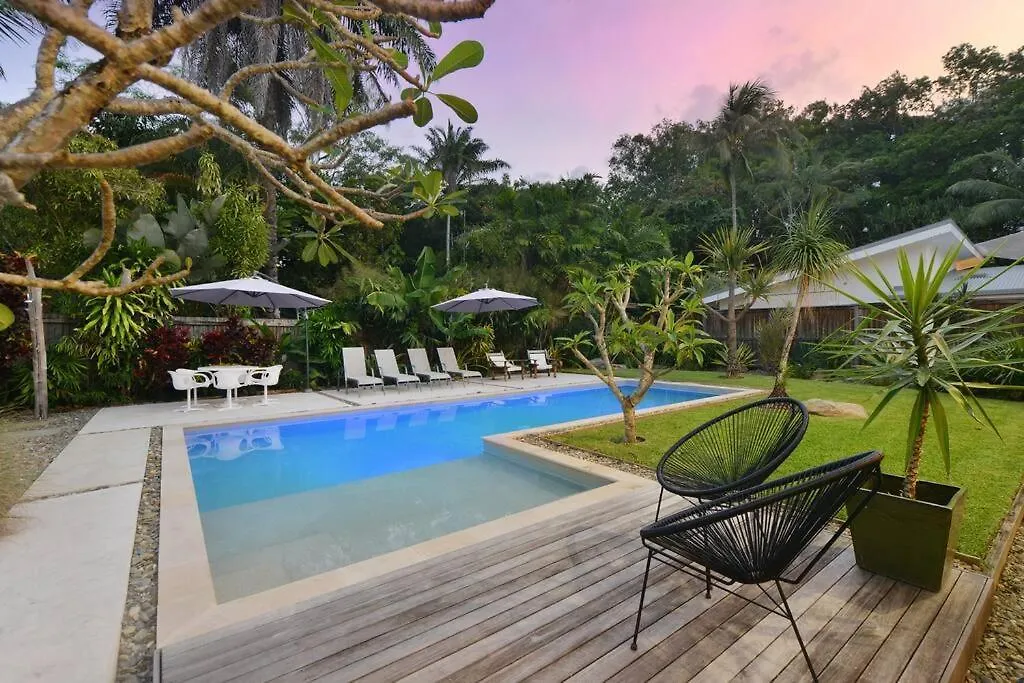 Jamaica Beach House, Port Douglas location